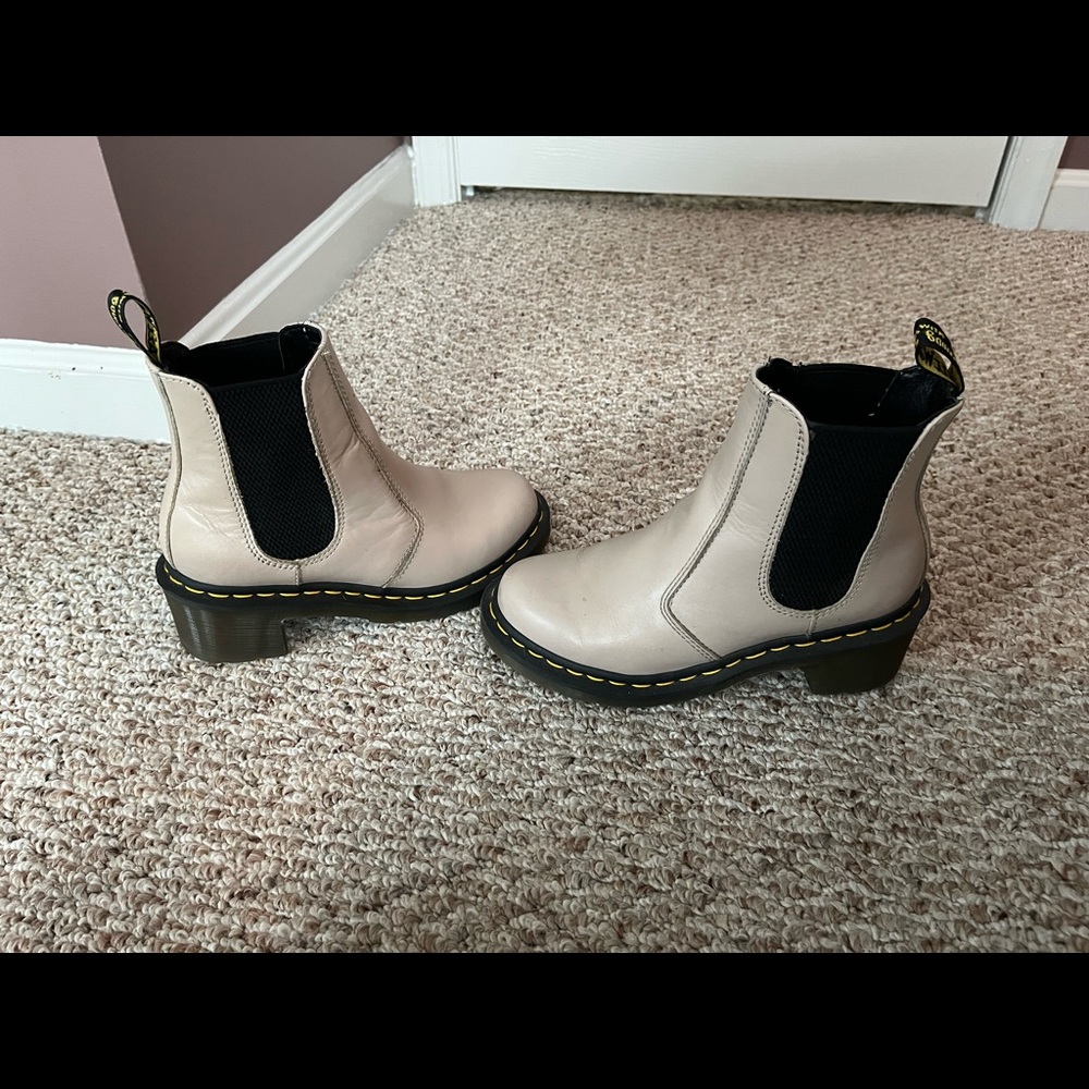 Dr. Martens Cadence boot